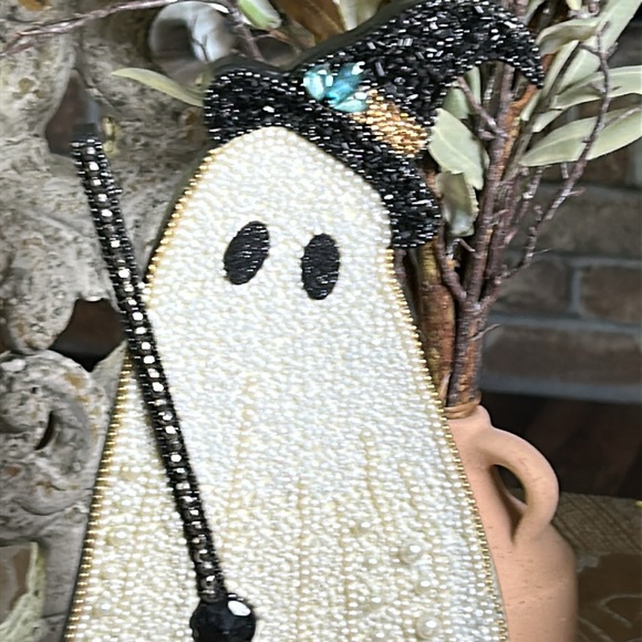 NEW! Vintage Inspired Spooky Cute Haunted Mansion Beaded Wood Glitter Boo Ghost - Picture 9 of 12